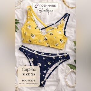 CupShe Floral Bikini Set XS Yellow Navy Boho Swimwear NWT Style Strappy V-Neck